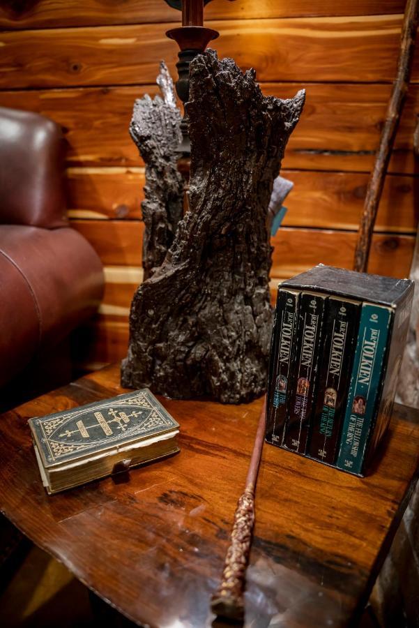 The Hobbit House, Fantasy Comes Home! Russellville Extérieur photo