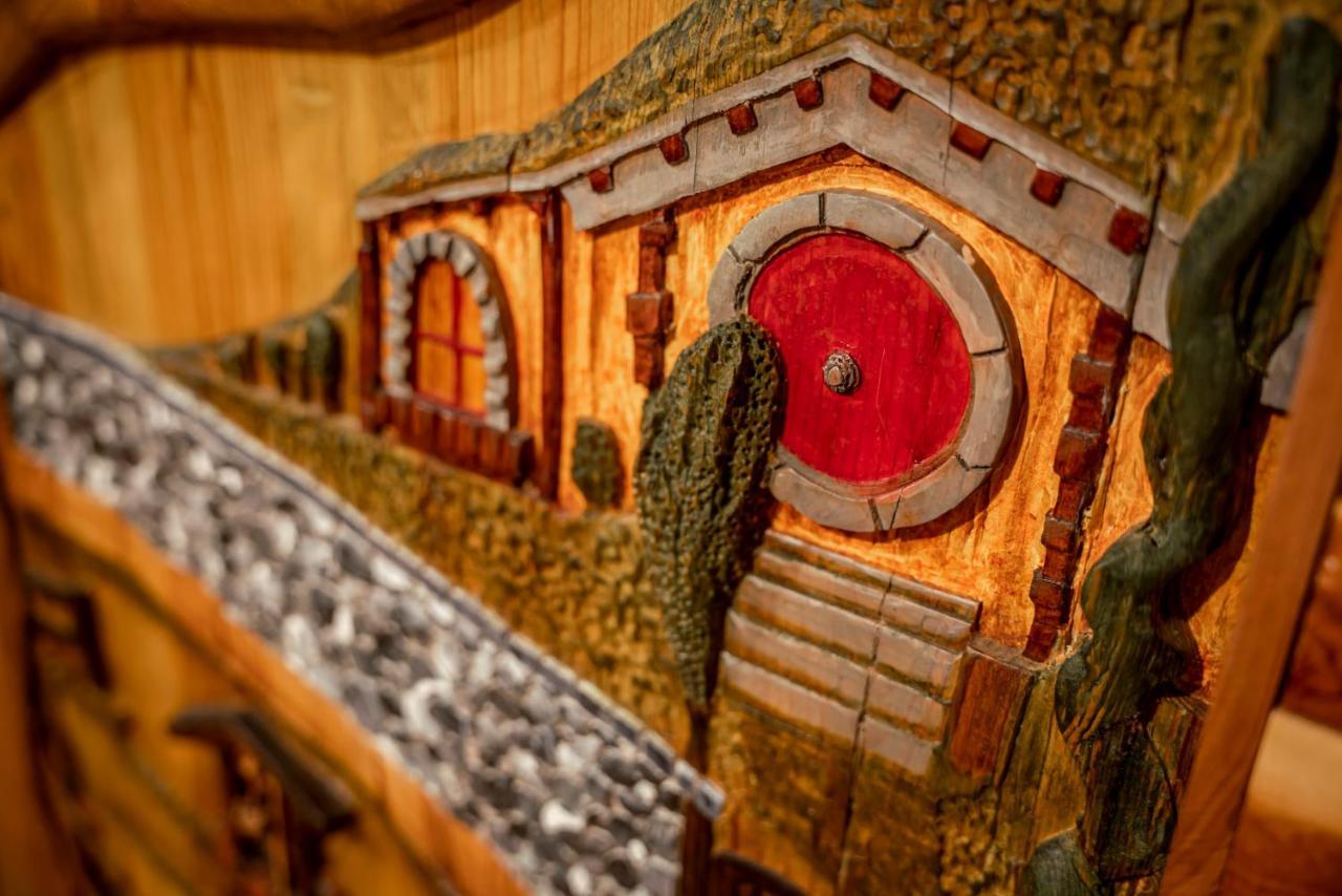 The Hobbit House, Fantasy Comes Home! Russellville Extérieur photo