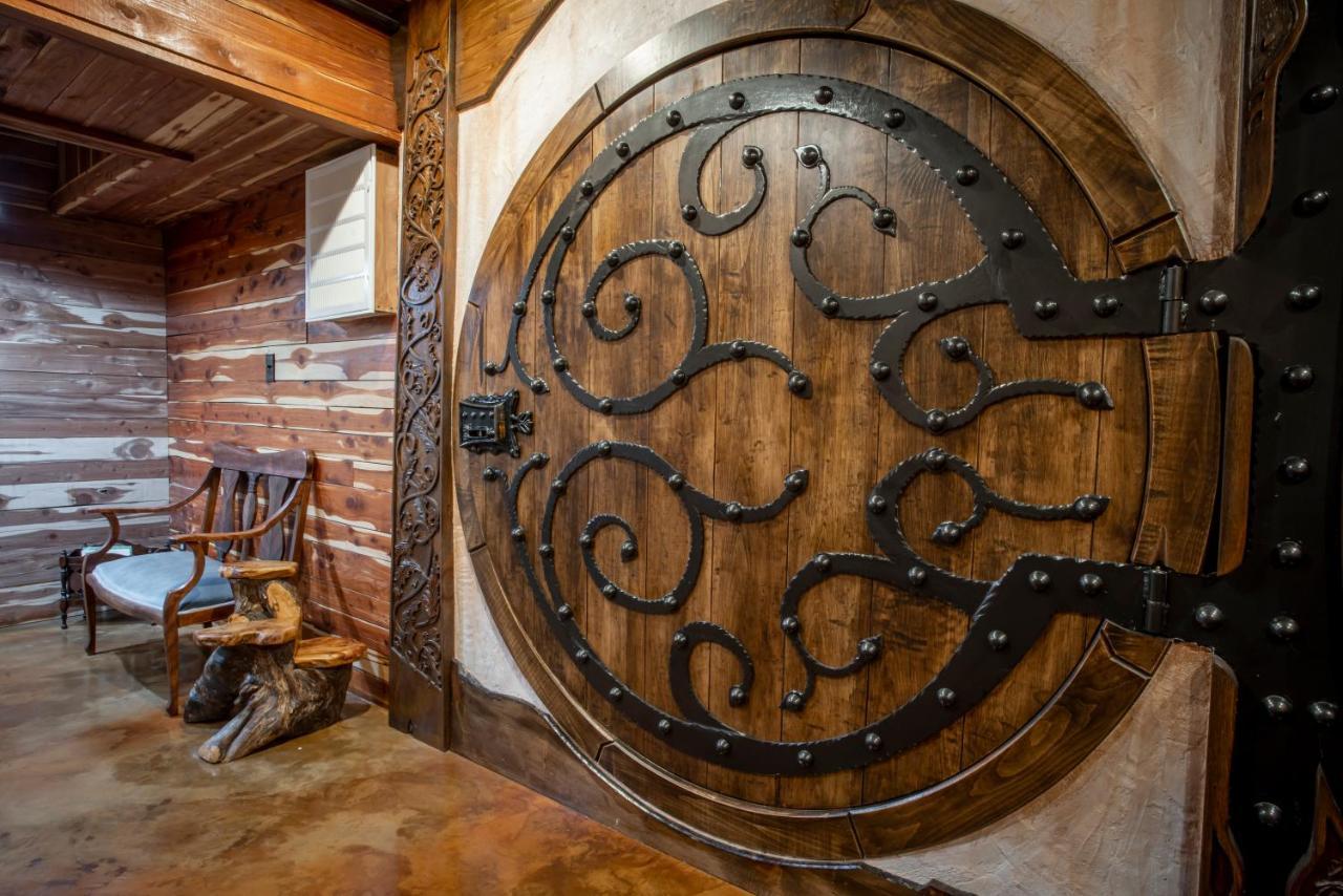 The Hobbit House, Fantasy Comes Home! Russellville Extérieur photo
