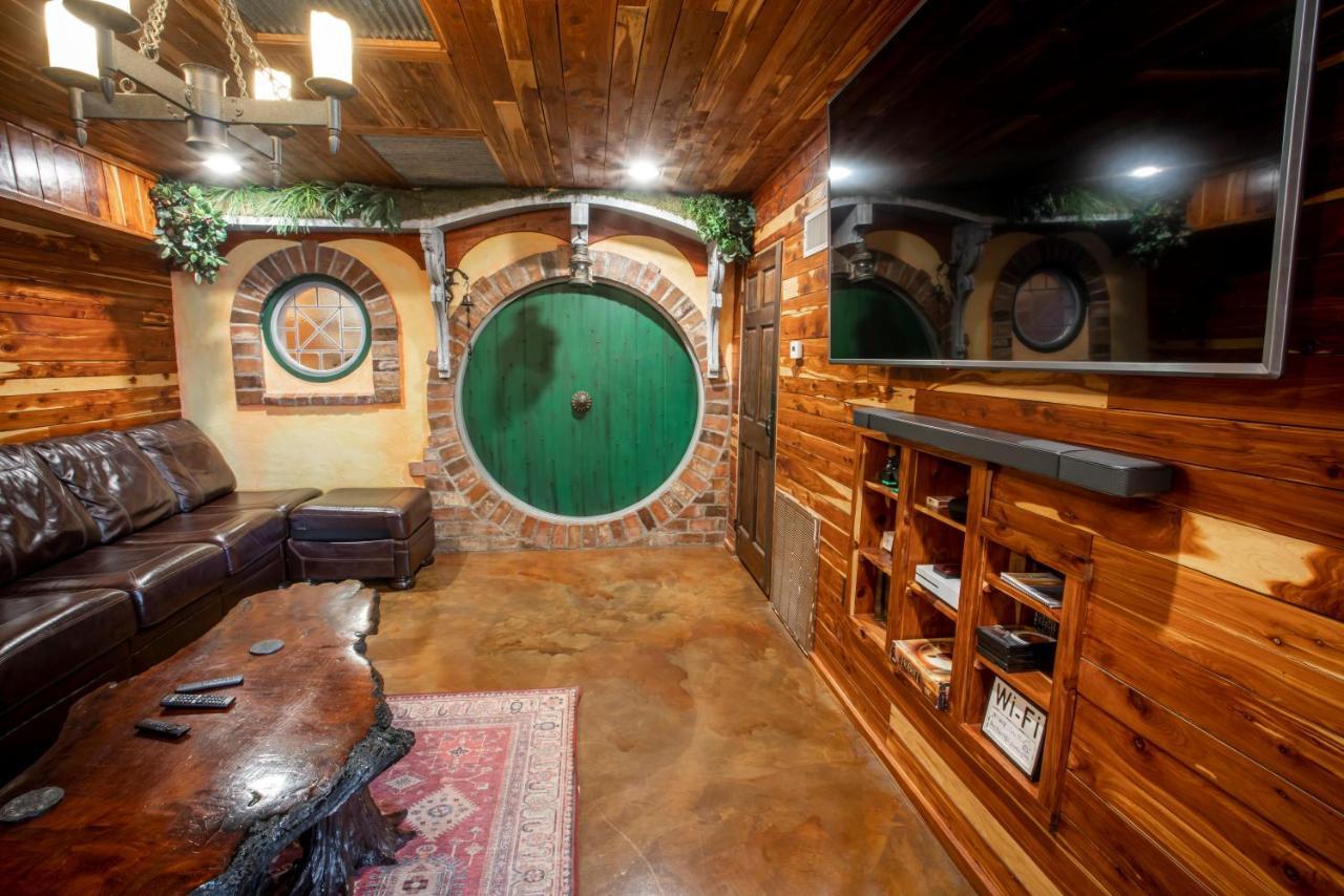 The Hobbit House, Fantasy Comes Home! Russellville Extérieur photo