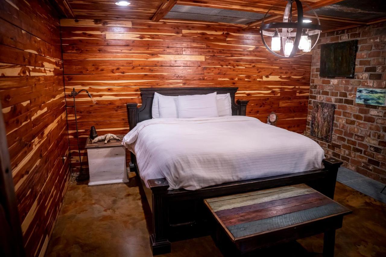 The Hobbit House, Fantasy Comes Home! Russellville Extérieur photo